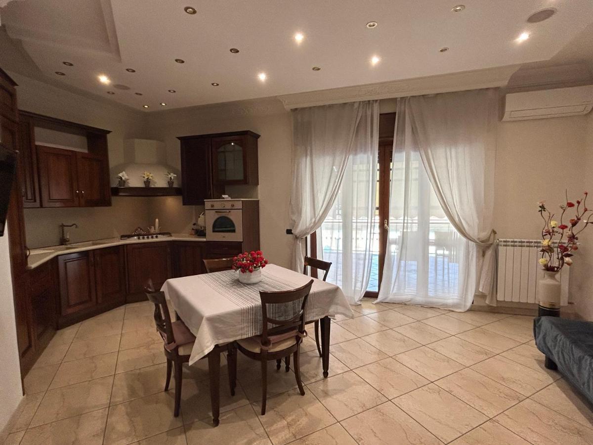 Luxury_C3 Appartement Napels Buitenkant foto