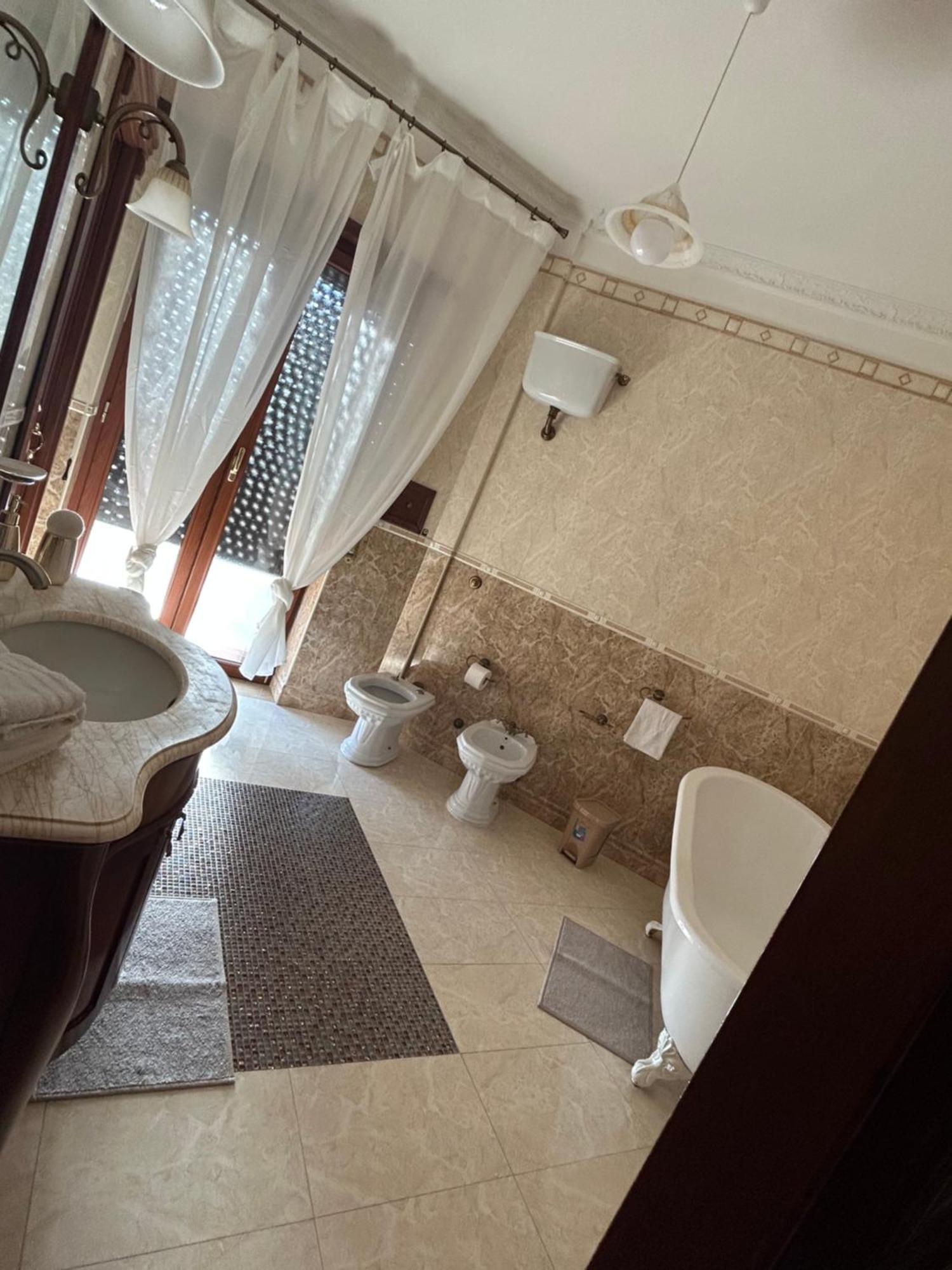 Luxury_C3 Appartement Napels Buitenkant foto